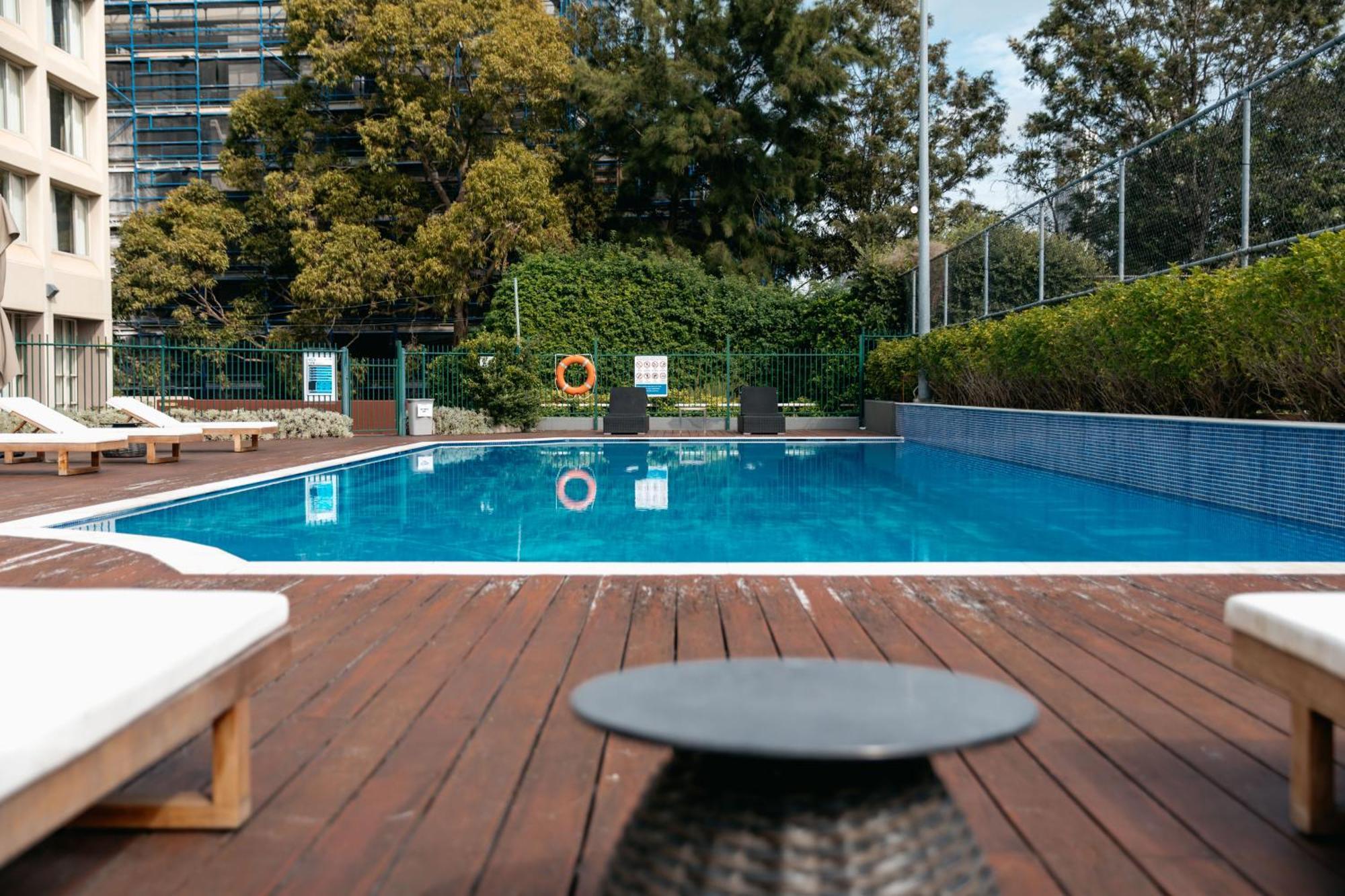 Mercure Sydney Parramatta Rosehill Exterior foto