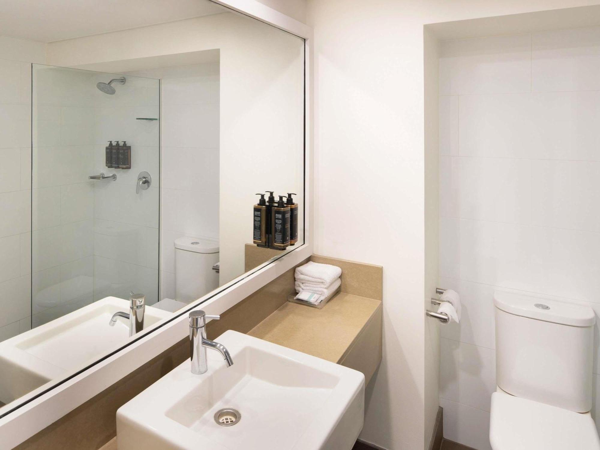Mercure Sydney Parramatta Rosehill Exterior foto