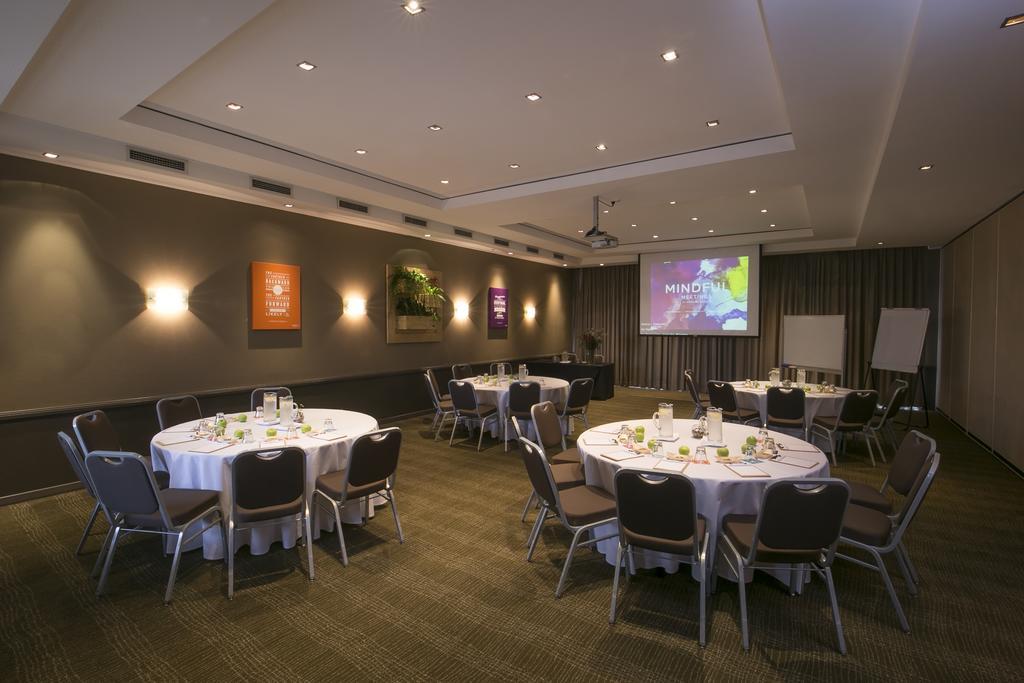 Mercure Sydney Parramatta Rosehill Exterior foto