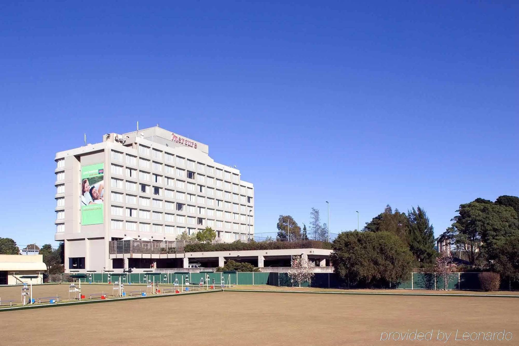 Mercure Sydney Parramatta Rosehill Exterior foto
